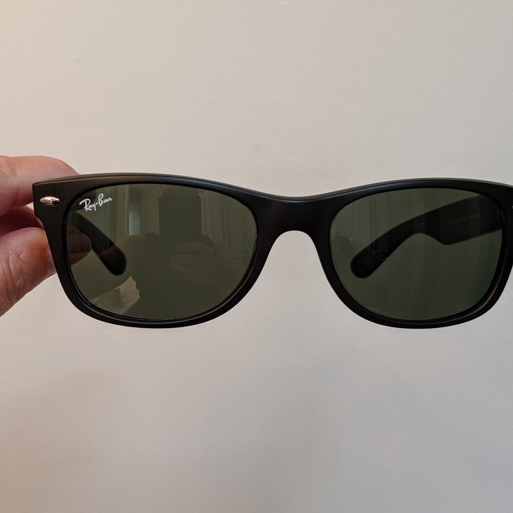 Ray-Ban New Wayfarer purple and blue with case